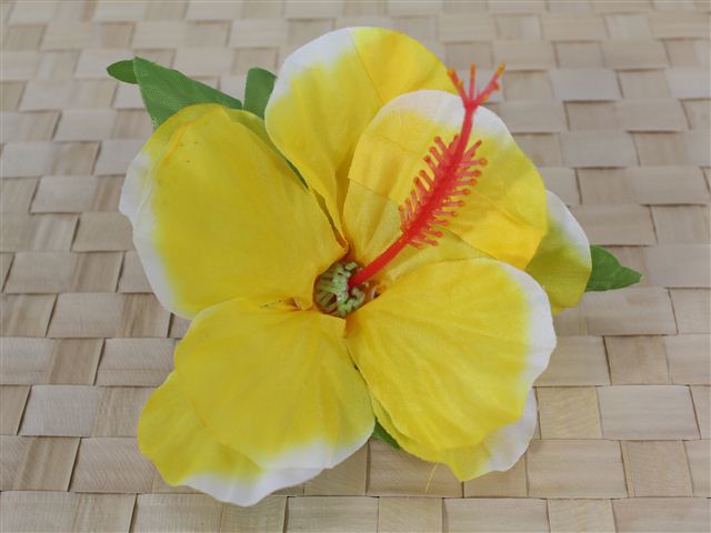 Ka Makani - Yellow Single Hibiscus Clip 4.5"