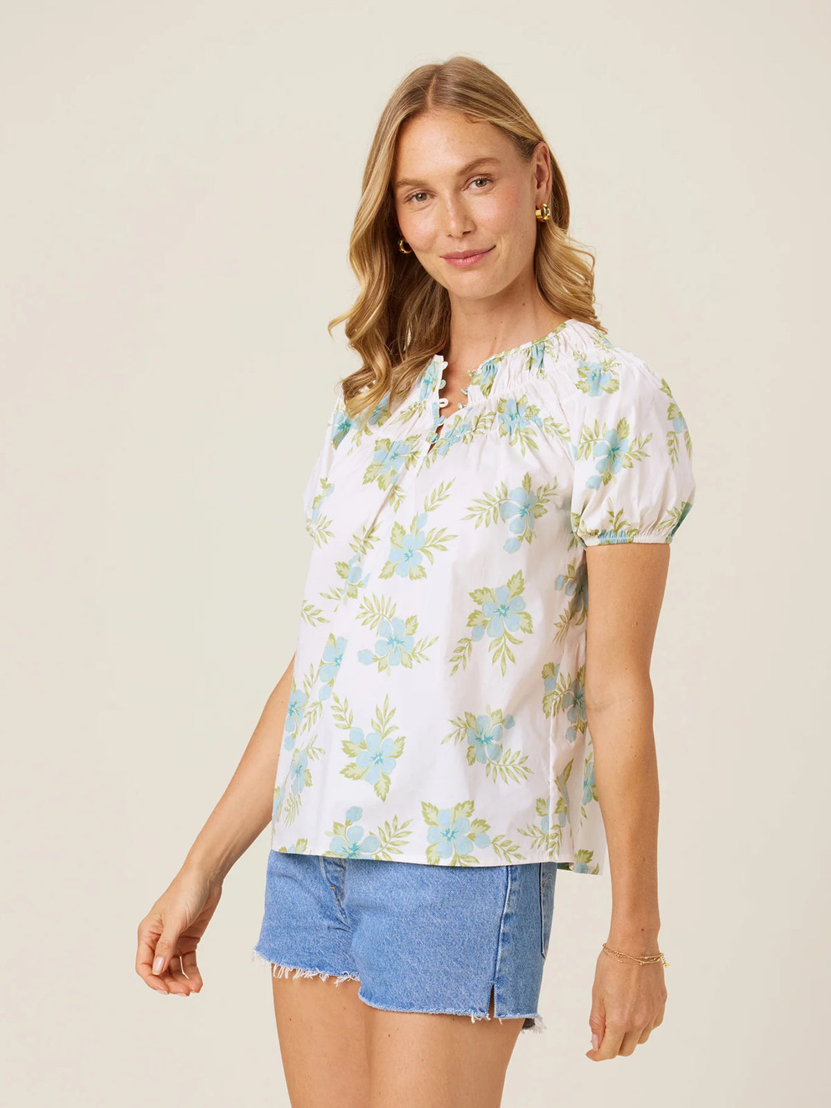 Reyn Spooner - Soft Biscus White Clara Top
