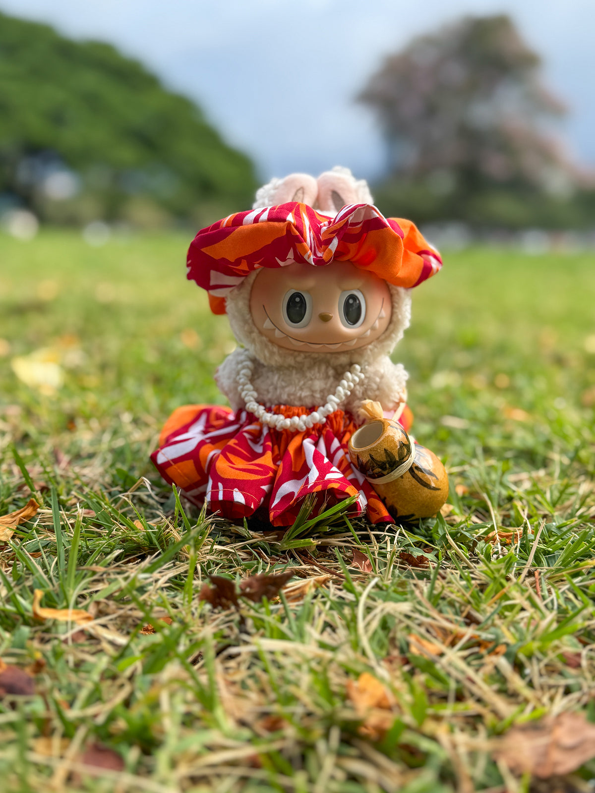 Labubu Mini Figure Pa'u Skirt Set (Pa'u, Lei, headband) - Orange Red Hibiscus