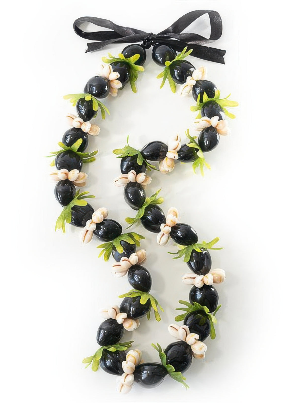 Ka Makani - Black Kukui Nut, Leaf & Shell Combination Lei