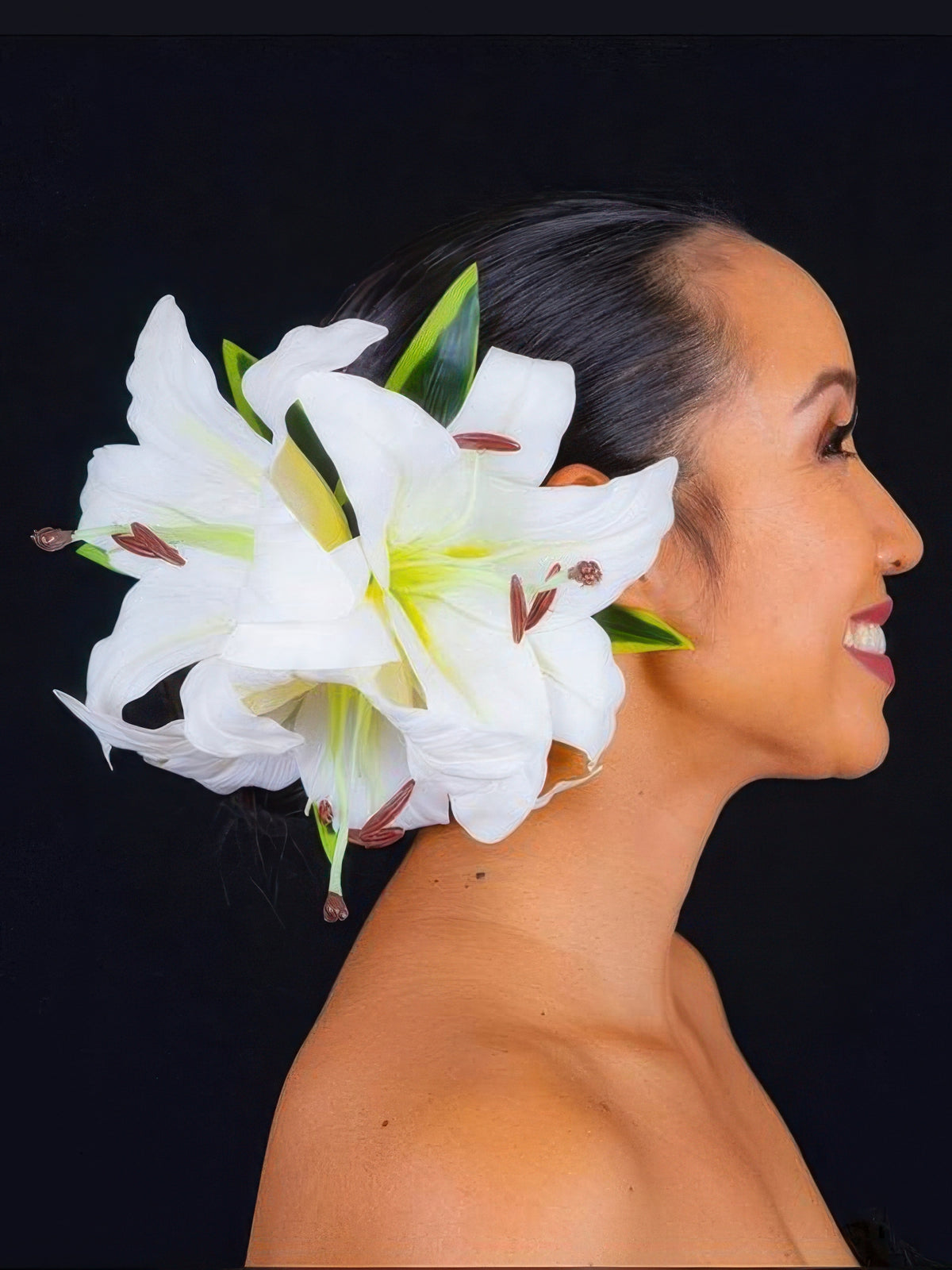 Ka Makani - White Large Lily Hair Clip 9"