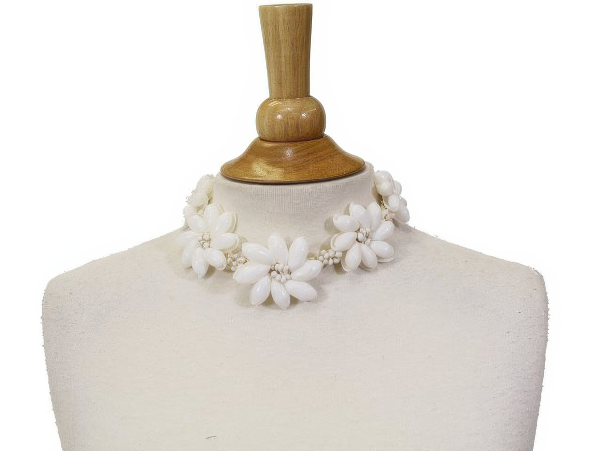 Ka Makani - White Tiare Shell Necklace